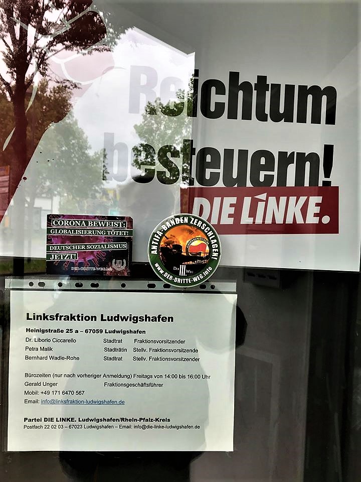 III. Weg-Aufkleber an Linken-Büro in Ludwigshafen – Kommunalinfo Mannheim