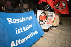 Schönau: Kundgebung für ein Zusammenleben ohne Rassismus @ Endstelle Schönau Linie 1 | Mannheim | Baden-Württemberg | Deutschland